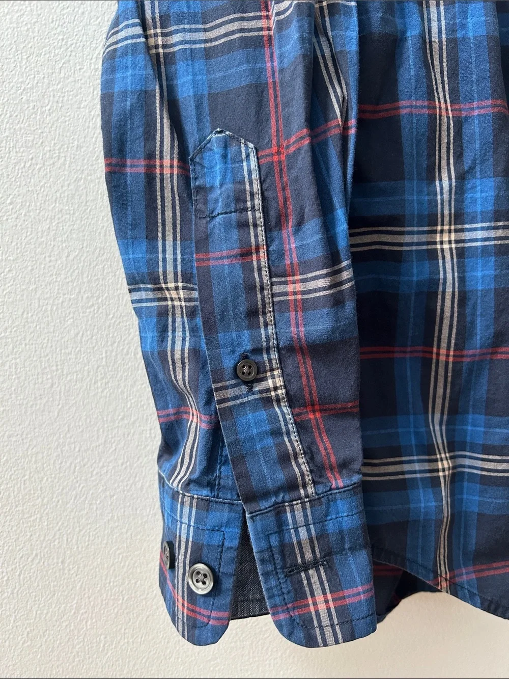 Banana Republic Men's Navy and Red Plaid Button-Down Shirt
